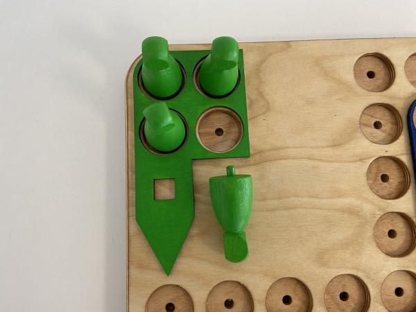 Ludo - The classic board games now also for blind and visually disabled people -  game cones scuared